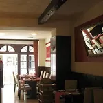 Altstadt Hotel *