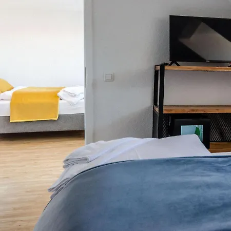 Altstadt Self Check-in Hotel *