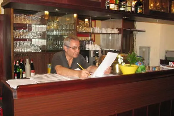Altstadt Hotel *