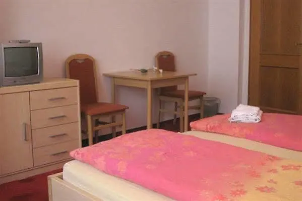 Altstadt Hotel *