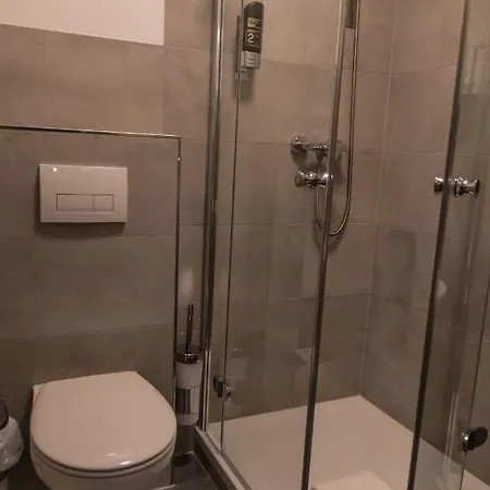 מלון Altstadt Self Check-in וירצבורג