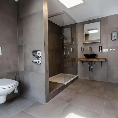 Altstadt Self Check-in מלון