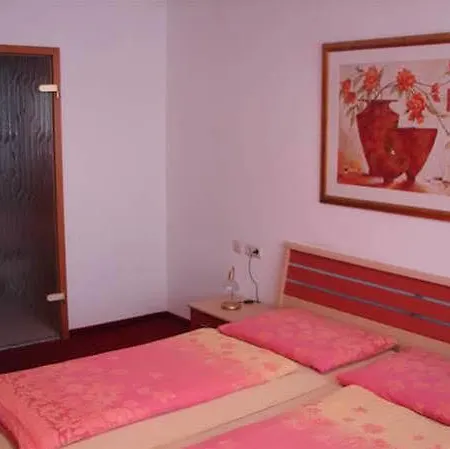 מלון Altstadt Self Check-in וירצבורג