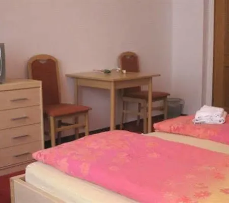 Altstadt Self Check-in מלון *